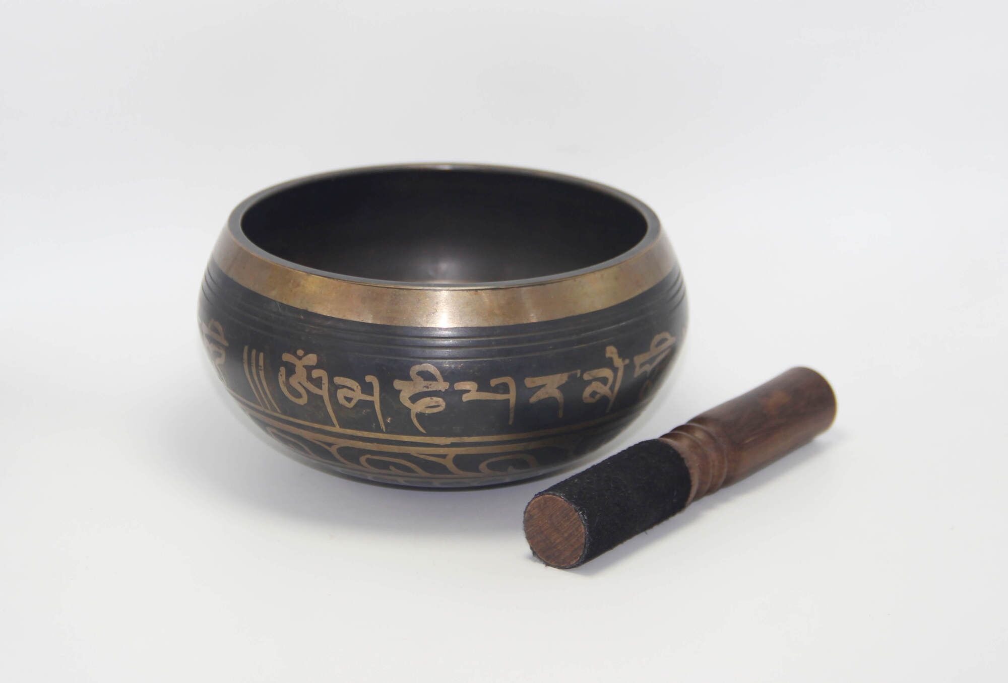 Buddha Eye Etched Singing Bowl 3 Buddha Eye Etched Singing Bowl