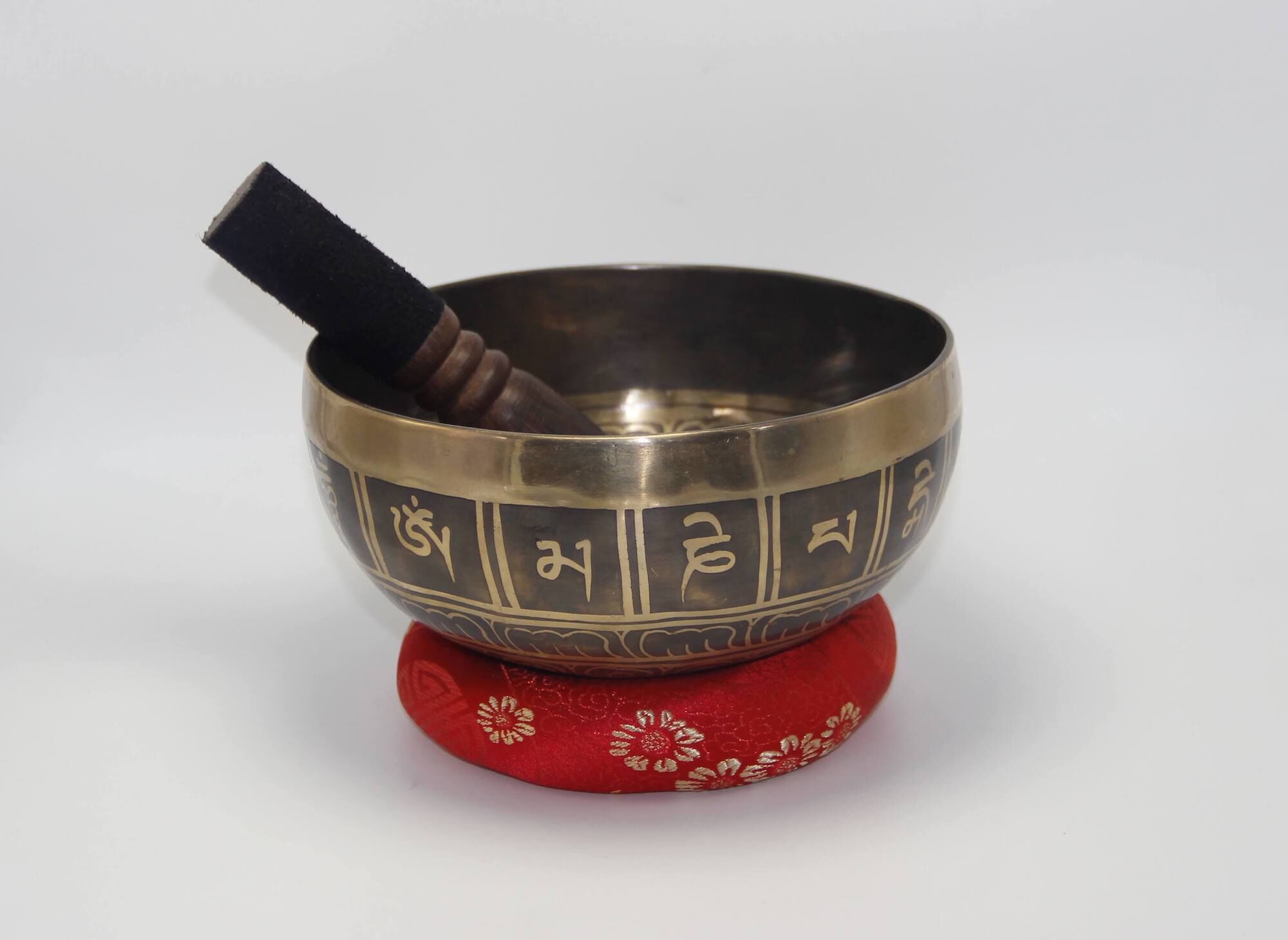 Om Carved Handmade Tibetan Singing Bowl 3 Om Carved Handmade Tibetan Singing Bowl
