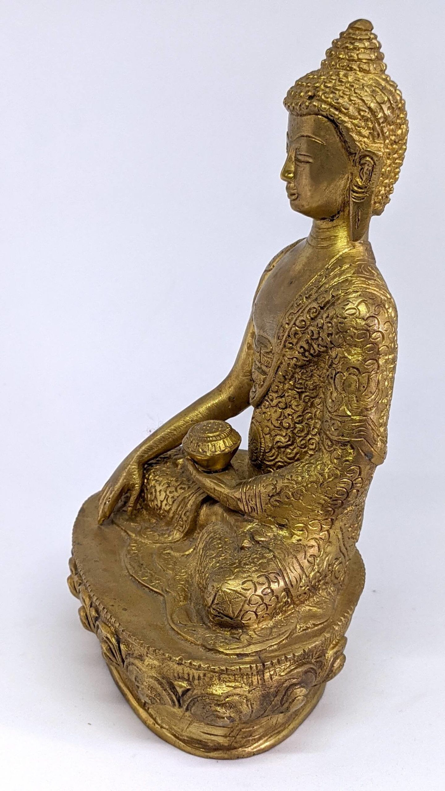 Brass Shakyamuni Buddha Medium Statue 2 Brass Shakyamuni Buddha Medium Statue