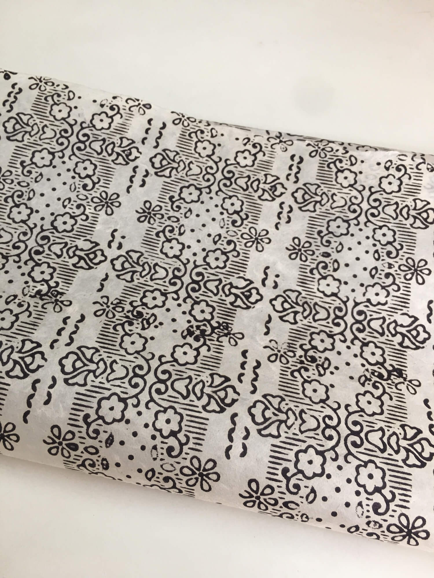 Royal Pattern Gift Wrapping Paper 1 Royal Pattern Gift Wrapping Paper